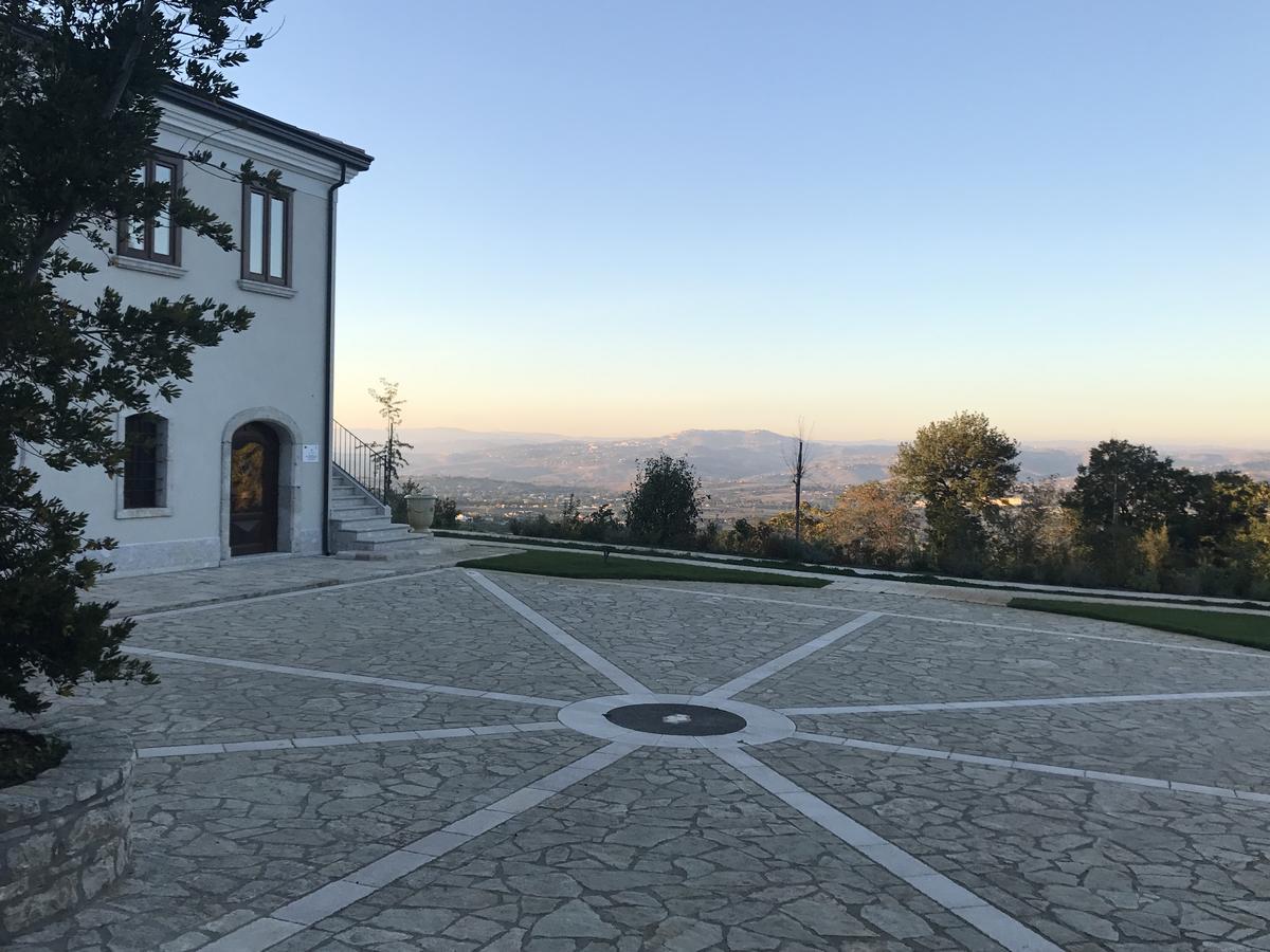 Il Mulino Della Signora Luxury Country House Frigento Экстерьер фото